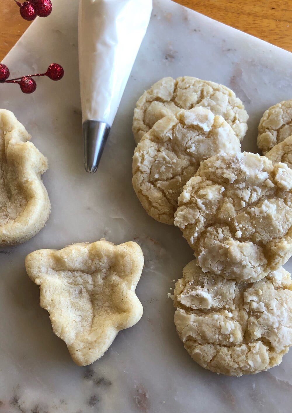 Missouri Girl Soft and Chewy Vanilla Sugar Cookies. A new take on an old favorite. Make them rounded or press into cookie cutter for cute Christmas shaped cookies. Missouri Girl. Missouri Girl blog.
